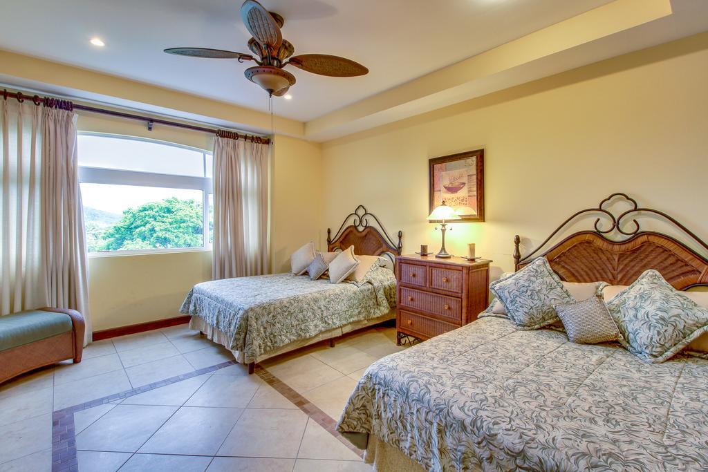 Naxos 16 Tamarindo Exterior foto